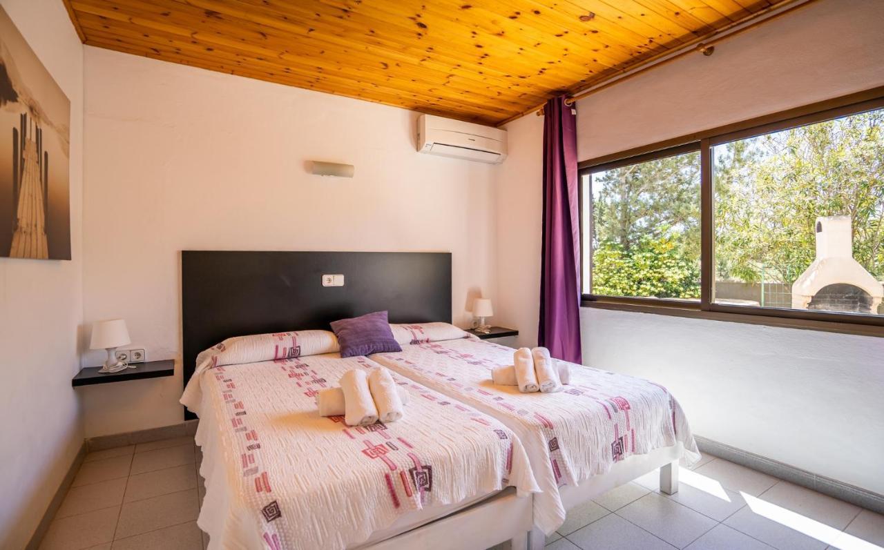 Вилла Bettina & Birgitta - Formentera Break Эс-Пужоль Экстерьер фото